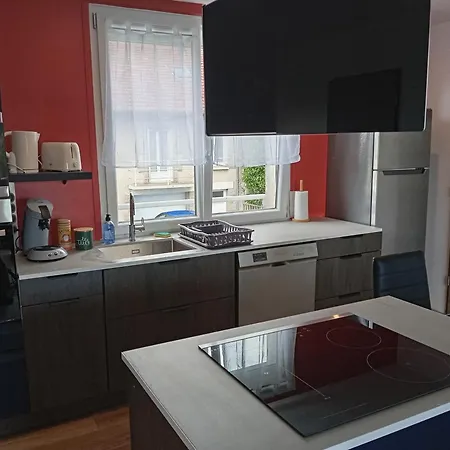 T3, 2 Avec Parking Privé Appartement *