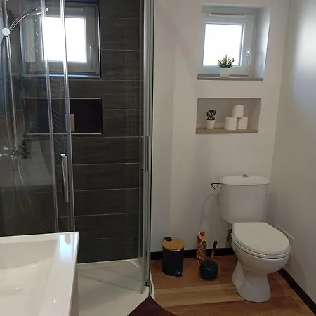 Appartamento T3, 2 chambres avec parking privé *