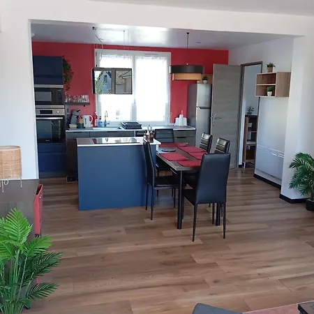 Appartamento T3, 2 chambres avec parking privé Aurillac