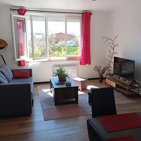 Appartamento T3, 2 chambres avec parking privé